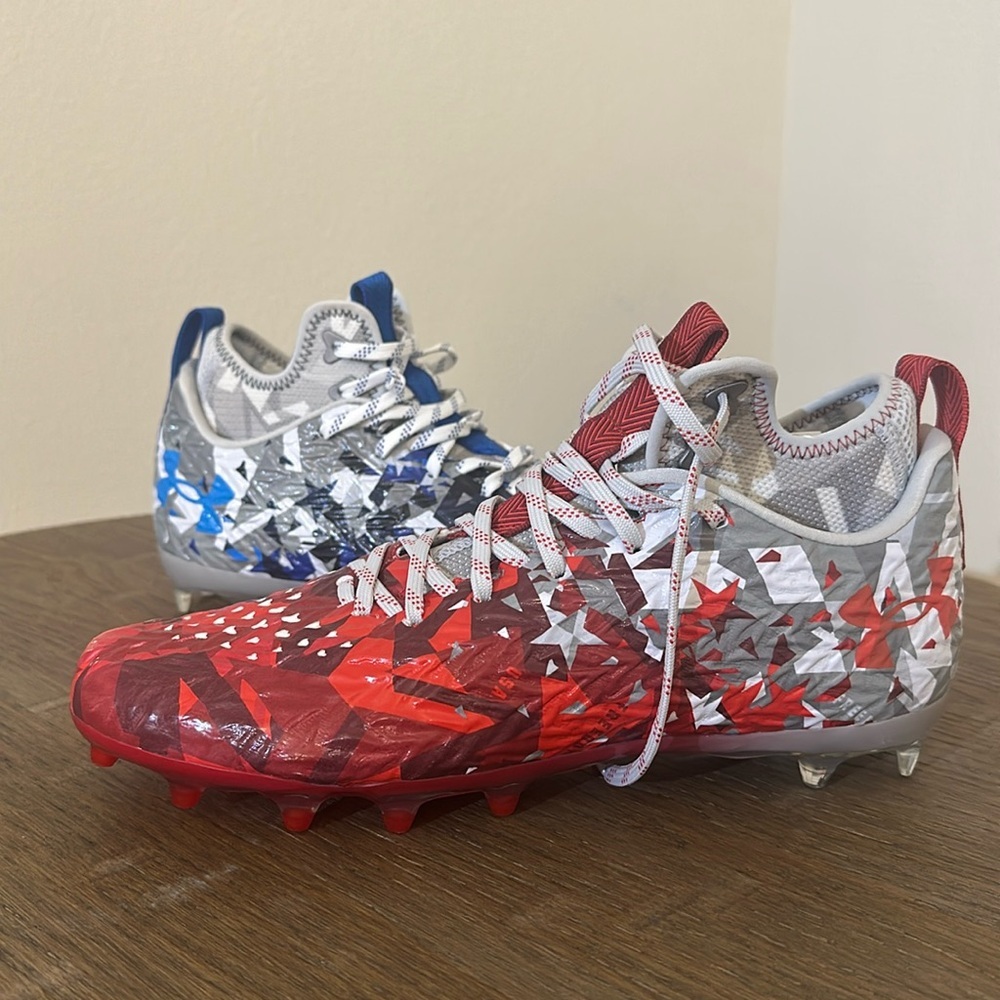 Under Armour  Mens Spotlight Clone MC LE  Red White Blue Football Cleats new